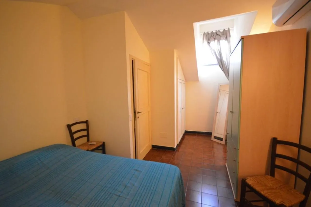 13 Centro - Meravigliosa Casa Sulla Piazzetta Di Porto Faro Palau 0*,  Italia